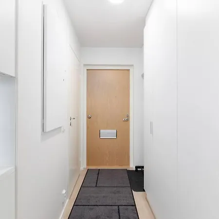 Uleabo New & Cozy Floor Όουλου